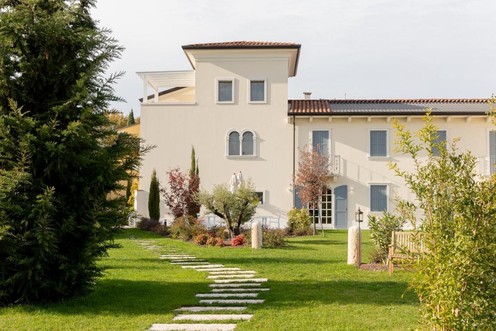 Relais Ca' Morenica Valeggio sul Mincio Zewnętrze zdjęcie
