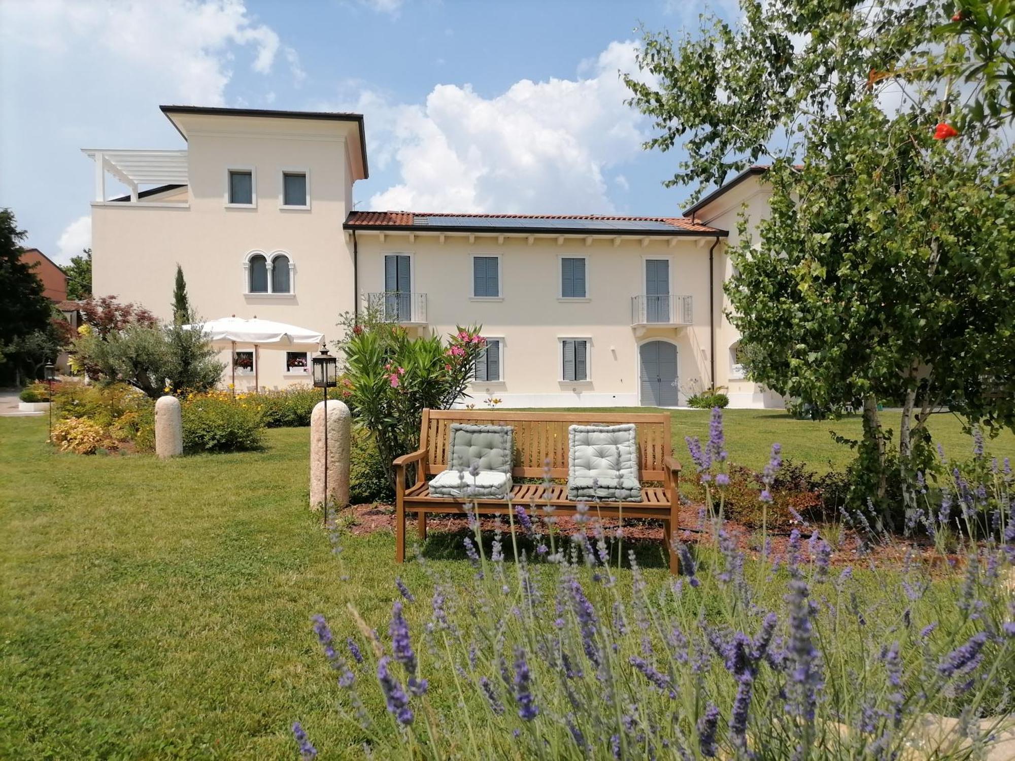 Relais Ca' Morenica Valeggio sul Mincio Zewnętrze zdjęcie