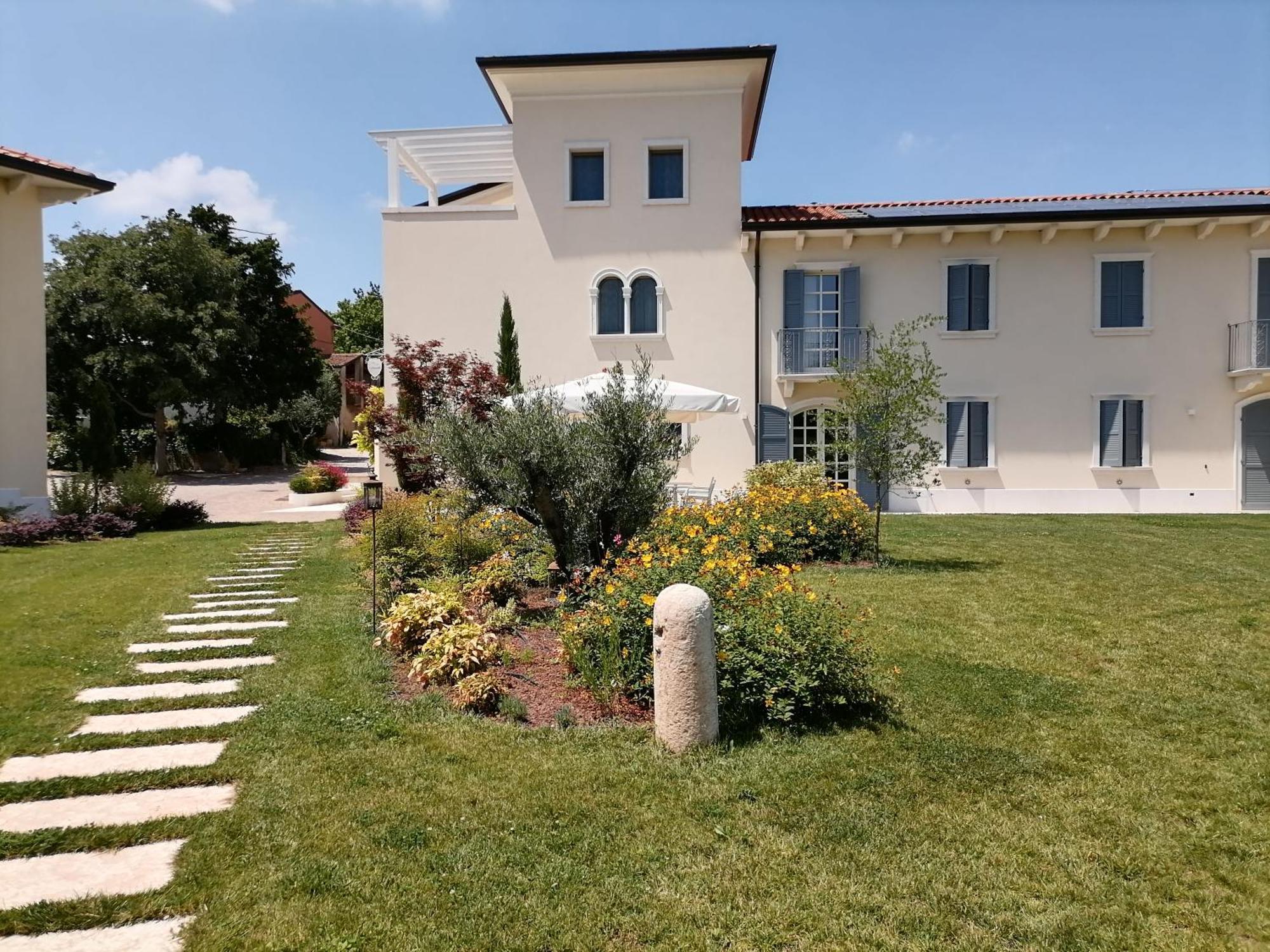 Relais Ca' Morenica Valeggio sul Mincio Zewnętrze zdjęcie